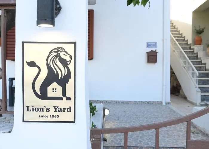 Lion\'S Yard